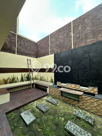 Siap Huni Rumah Mewah 4 Kamar di Wiyung Dekat ke Mana Pun Siap Huni Rumah Mewah 4 Kamar di Wiyung Dekat ke Mana Pun