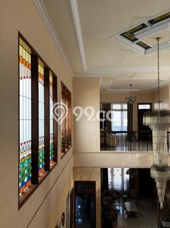 Rumah Luxury Modern Siap Huni di Pakuwon Indah Surabaya Rumah Luxury Modern Siap Huni di Pakuwon Indah Surabaya