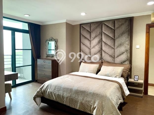 Dijual Apartemen Luxury di Pakuwon Indah 3 Kamar & 2 Kamar Mandi Dijual Apartemen Luxury di Pakuwon Indah 3 Kamar & 2 Kamar Mandi
