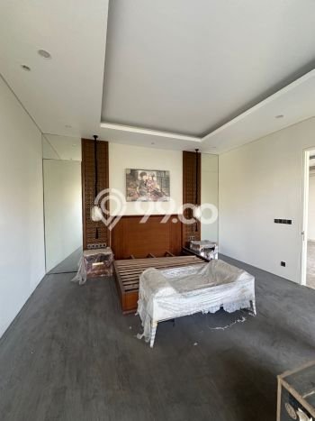 Siap Huni Rumah Mewah 4 Kamar di Wiyung Dekat ke Mana Pun Siap Huni Rumah Mewah 4 Kamar di Wiyung Dekat ke Mana Pun