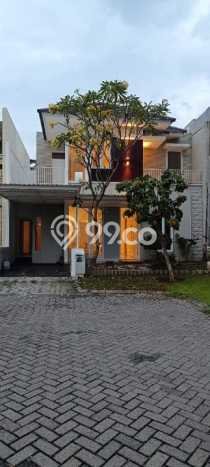 Hunian Eksklusif Siap Huni LT 170m2 di Wiyung, Surabaya Hunian Eksklusif Siap Huni LT 170m2 di Wiyung, Surabaya