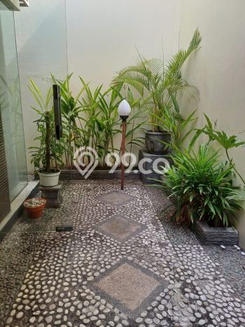 Siap Huni Rumah Mewah 4 Kamar di Wiyung Dekat ke Mana Pun Siap Huni Rumah Mewah 4 Kamar di Wiyung Dekat ke Mana Pun