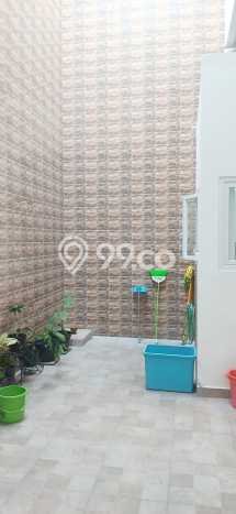 Ready to Use! Luxury House LT 250m2 Desain Elegan di Pakuwon Indah Ready to Use! Luxury House LT 250m2 Desain Elegan di Pakuwon Indah
