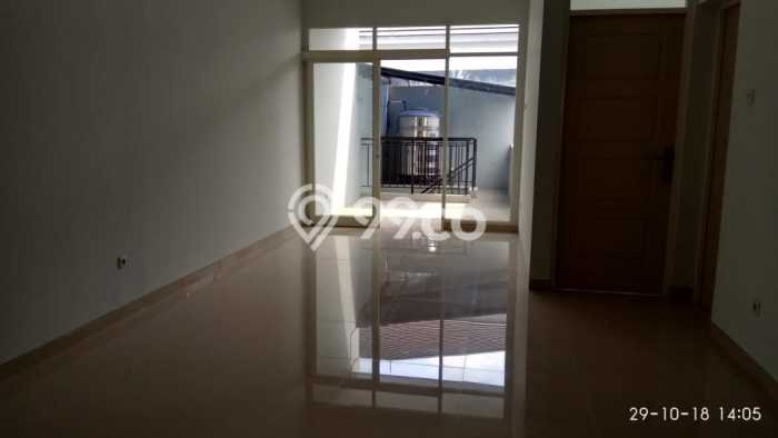 Rumah Minimalis 3 Kamar LT 162m2 di Dukuh Kupang Rumah Minimalis 3 Kamar LT 162m2 di Dukuh Kupang