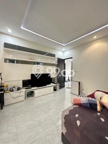 Jual Rumah Mewah Megah Dengan View Cantik di Citraland, Surabaya Jual Rumah Mewah Megah Dengan View Cantik di Citraland, Surabaya