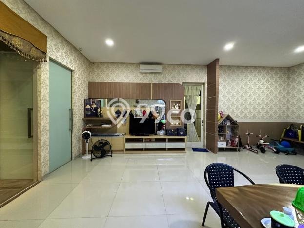 Jual Rumah Luas Elegan Dengan View Eksklusif di Citraland, Surabaya Jual Rumah Luas Elegan Dengan View Eksklusif di Citraland, Surabaya