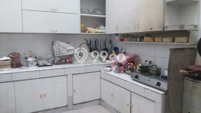 Jual Rumah Favorit Siap Huni LB 170m2 di Wiyung, Surabaya Jual Rumah Favorit Siap Huni LB 170m2 di Wiyung, Surabaya