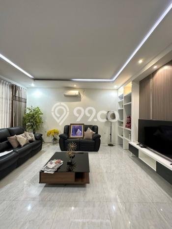 Jual Rumah Mewah Megah Dengan View Cantik di Citraland, Surabaya Jual Rumah Mewah Megah Dengan View Cantik di Citraland, Surabaya
