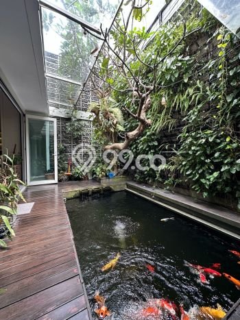 Dijual Rumah Mewah Elegan Dengan View Cantik di Citraland, Surabaya Dijual Rumah Mewah Elegan Dengan View Cantik di Citraland, Surabaya