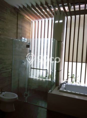 Jual Rumah Mewah Megah Dengan View Eksklusif di Citraland, Surabaya Jual Rumah Mewah Megah Dengan View Eksklusif di Citraland, Surabaya