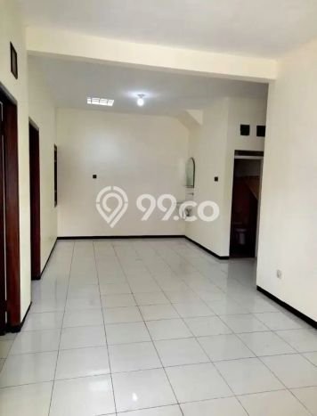 Rumah di Wiyung, Surabaya, LT 96m² Bangunan 96m² Rumah di Wiyung, Surabaya, LT 96m² Bangunan 96m²
