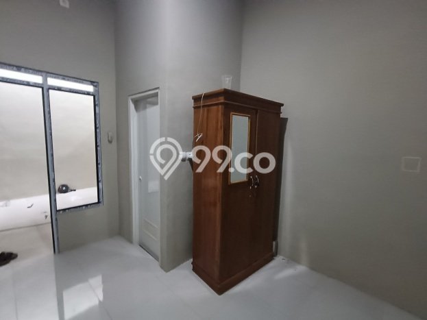 Rumah Modern Cantik 5 Kamar Bisa Langsung Pindah di Gunung Pati Rumah Modern Cantik 5 Kamar Bisa Langsung Pindah di Gunung Pati