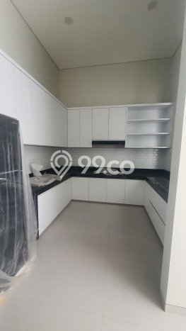 Jual Rumah Luas Elegan Dengan View Eksklusif di Citraland, Surabaya Jual Rumah Luas Elegan Dengan View Eksklusif di Citraland, Surabaya