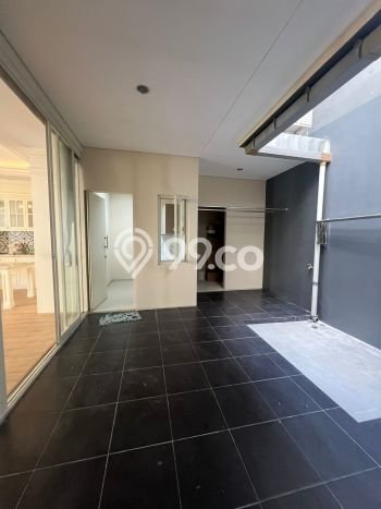 Rumah Berkualitas Citraland, Surabaya, Luas 144m2m² Bangunan 200m2m² Rumah Berkualitas Citraland, Surabaya, Luas 144m2m² Bangunan 200m2m²