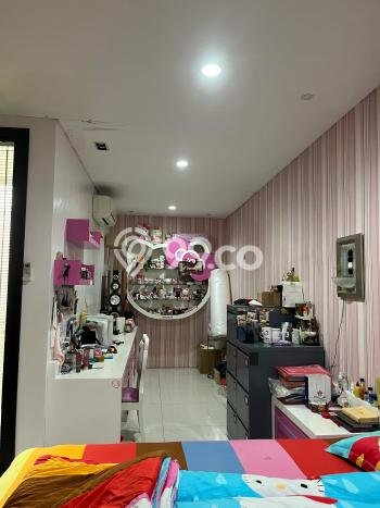 Rumah Minimalis LT 210m2m² Siap Huni di , Dekat Pusat Perbelanjaan, Surabaya Rumah Minimalis LT 210m2m² Siap Huni di , Dekat Pusat Perbelanjaan, Surabaya