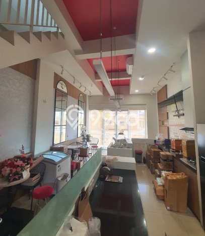 Ruko Disewa di Surabaya dengan LB 110m2 Area Komersial Ramai Ruko Disewa di Surabaya dengan LB 110m2 Area Komersial Ramai