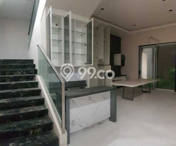 BEST DEAL! Rumah Siap Huni di Citraland, LT 240m2m² Bangunan 50m2m² BEST DEAL! Rumah Siap Huni di Citraland, LT 240m2m² Bangunan 50m2m²