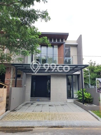 Rumah Luxury Modern Tanpa Renovasi di Citraland Surabaya Rumah Luxury Modern Tanpa Renovasi di Citraland Surabaya