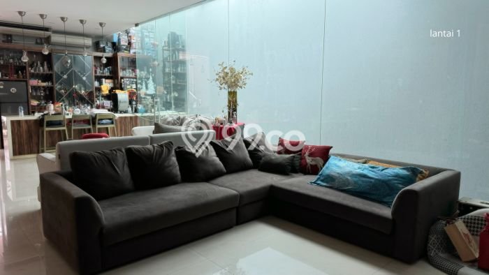 Dijual Rumah Luas Megah Dengan View Cantik di Permata Buana, Jakarta Barat Dijual Rumah Luas Megah Dengan View Cantik di Permata Buana, Jakarta Barat