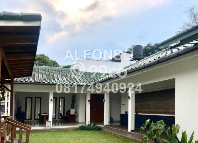 Rumah Luxury Modern Tanpa Renovasi di Sentul City Bogor Rumah Luxury Modern Tanpa Renovasi di Sentul City Bogor