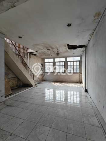 Ruko Bagus Dijual LB 300m2 Lokasi Strategis Jakarta Pusat Area Cocok untuk Bisnis Ruko Bagus Dijual LB 300m2 Lokasi Strategis Jakarta Pusat Area Cocok untuk Bisnis