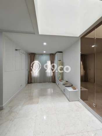 Rumah Elit Modern Tanpa Renovasi di Intercon Jakarta Barat Rumah Elit Modern Tanpa Renovasi di Intercon Jakarta Barat