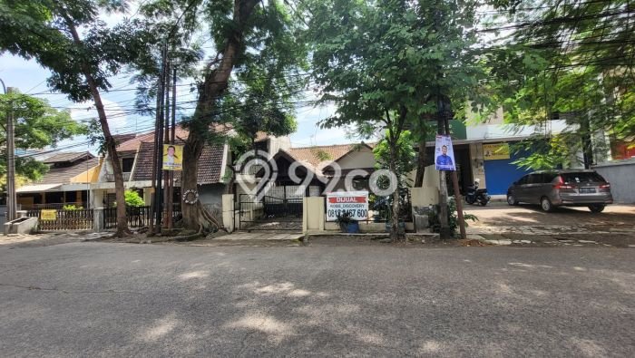 For Sale! Luxury House LT 266m2 Desain Elegan di Buah Batu For Sale! Luxury House LT 266m2 Desain Elegan di Buah Batu