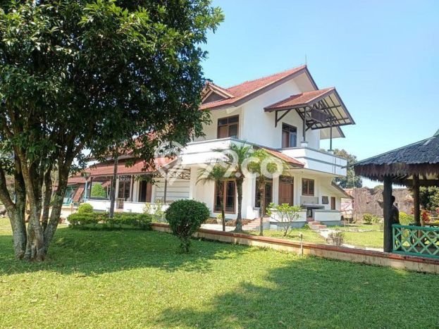 Rumah Elit Modern Siap Huni di Lembang Bandung Rumah Elit Modern Siap Huni di Lembang Bandung