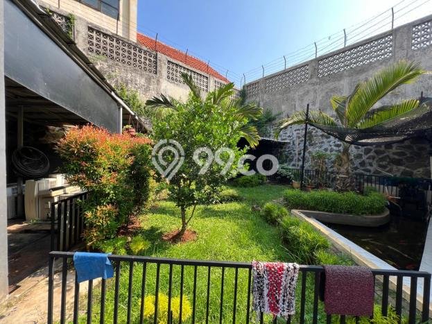 Hunian Elit LB 450m2 Siap Pakai Desain Elegan di Gading Serpong, Tangerang Hunian Elit LB 450m2 Siap Pakai Desain Elegan di Gading Serpong, Tangerang