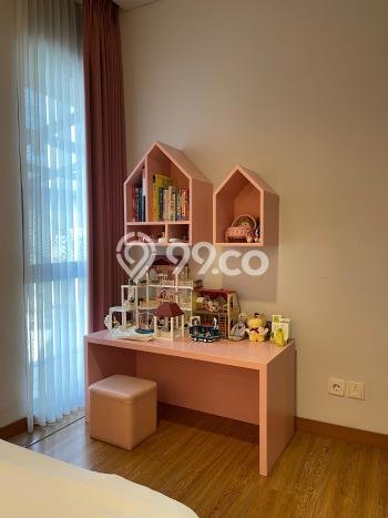 Rumah Elit Modern Tanpa Renovasi di BSD Green Wich Tangerang Rumah Elit Modern Tanpa Renovasi di BSD Green Wich Tangerang