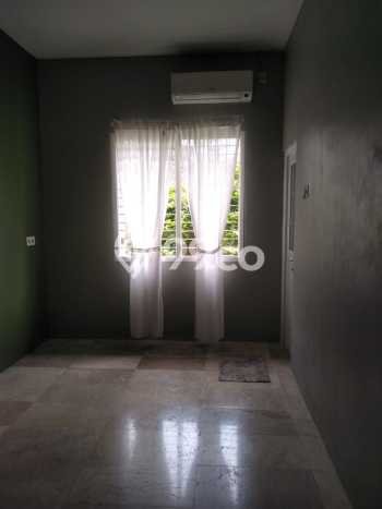 Rumah Modern 4 KT LT 122m2 di BSD Griya Loka Rumah Modern 4 KT LT 122m2 di BSD Griya Loka