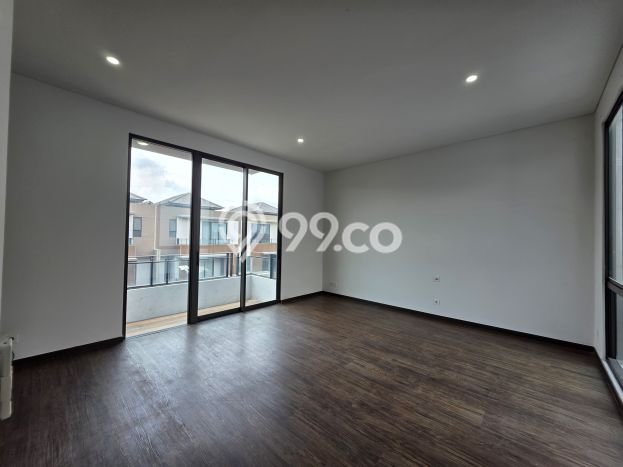 Dijual Rumah Luas Elegan Dengan View Eksklusif di BSD City, Tangerang Dijual Rumah Luas Elegan Dengan View Eksklusif di BSD City, Tangerang