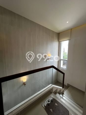 Jual Rumah Mewah Elegan Dengan View Eksklusif di Summarecon Serpong, Tangerang Jual Rumah Mewah Elegan Dengan View Eksklusif di Summarecon Serpong, Tangerang