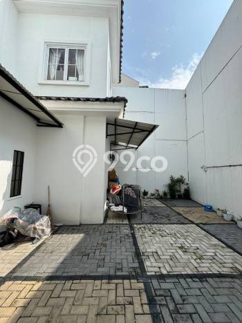 Rumah Luxury Modern Tanpa Renovasi di Gading Serpong Tangerang Rumah Luxury Modern Tanpa Renovasi di Gading Serpong Tangerang