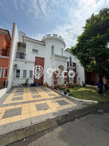 Rumah Luxury Modern Tanpa Renovasi di Gading Serpong Tangerang Rumah Luxury Modern Tanpa Renovasi di Gading Serpong Tangerang