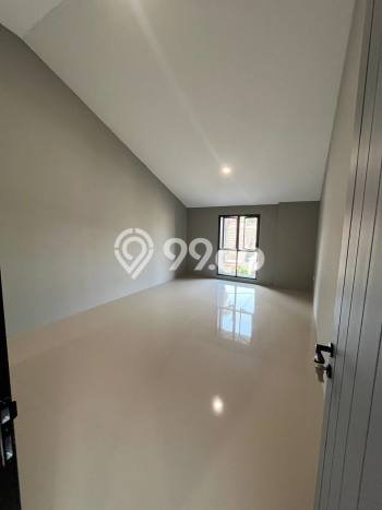 Rumah Elit LB 175m2 Siap Huni Desain Elegan di Ciater, Tangerang Rumah Elit LB 175m2 Siap Huni Desain Elegan di Ciater, Tangerang