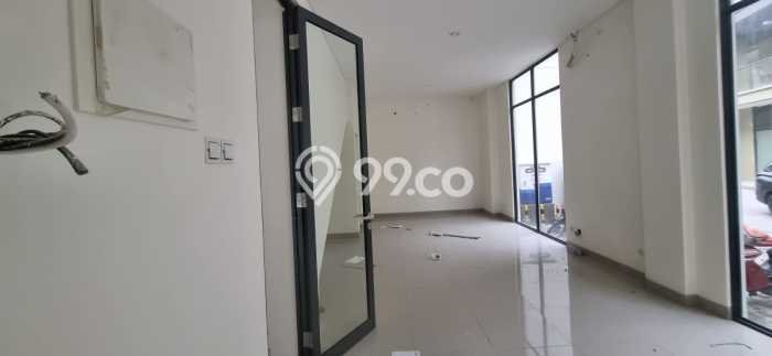 Ruko Dijual di Prime Area Tangerang Luas 100m2 Ruko Dijual di Prime Area Tangerang Luas 100m2