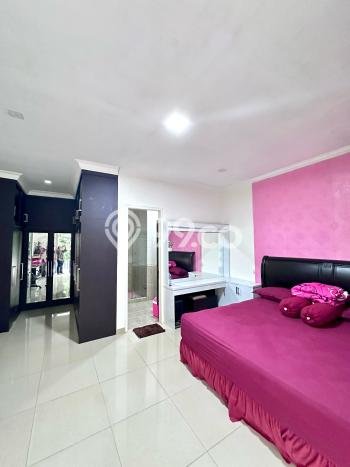 Rumah Elit Modern Tanpa Renovasi di BSD Nusaloka Tangerang Rumah Elit Modern Tanpa Renovasi di BSD Nusaloka Tangerang