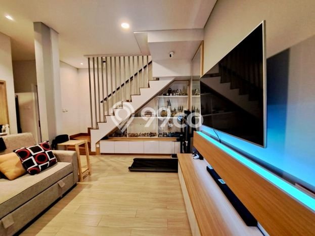 Jual Rumah Eksklusif 1 KT di Gading Serpong Virginia Village, Tangerang Jual Rumah Eksklusif 1 KT di Gading Serpong Virginia Village, Tangerang