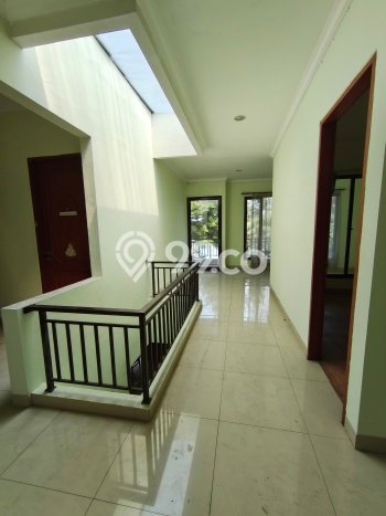 Dijual Rumah Luas Elegan Dengan View Eksklusif di Gading Serpong Serenade Lake, Tangerang Dijual Rumah Luas Elegan Dengan View Eksklusif di Gading Serpong Serenade Lake, Tangerang