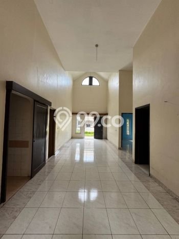Dijual Rumah Mewah Megah Dengan View Eksklusif di Alam Sutera, Tangerang Dijual Rumah Mewah Megah Dengan View Eksklusif di Alam Sutera, Tangerang