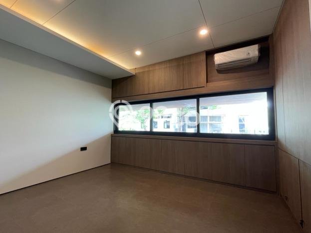 For Sale! Premium House LT 331m2 Desain Modern di Alam Sutera For Sale! Premium House LT 331m2 Desain Modern di Alam Sutera