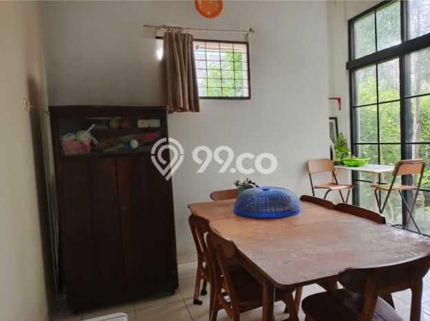 Rumah Strategis Minimalis Lb 235m2 di Serpong Utara, Tangerang Selatan Rumah Strategis Minimalis Lb 235m2 di Serpong Utara, Tangerang Selatan