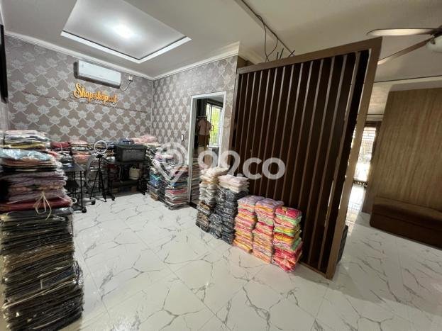 Hunian Elit LB 450m2 Siap Pakai Desain Elegan di Gading Serpong, Tangerang Hunian Elit LB 450m2 Siap Pakai Desain Elegan di Gading Serpong, Tangerang