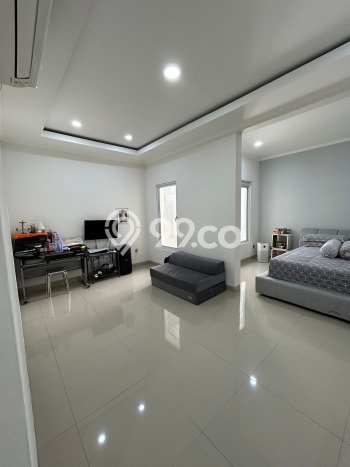 Hunian Mewah LB 190m2 Siap Pakai Desain Elegan di Gading Serpong Cluster Bohemia, Tangerang Hunian Mewah LB 190m2 Siap Pakai Desain Elegan di Gading Serpong Cluster Bohemia, Tangerang