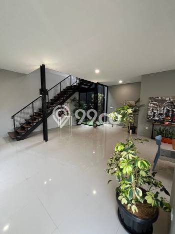 Rumah Elit LB 175m2 Siap Huni Desain Elegan di Ciater, Tangerang Rumah Elit LB 175m2 Siap Huni Desain Elegan di Ciater, Tangerang
