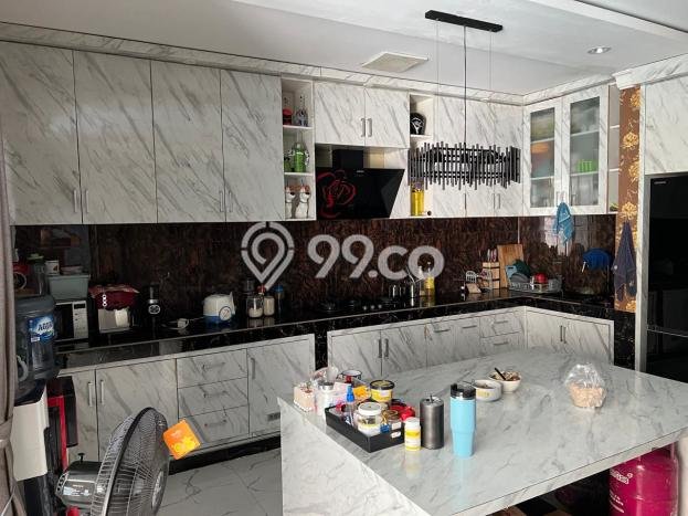 Hunian Elit LB 450m2 Siap Pakai Desain Elegan di Gading Serpong, Tangerang Hunian Elit LB 450m2 Siap Pakai Desain Elegan di Gading Serpong, Tangerang