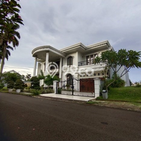 Rumah Eksklusif Siap Huni LT 580m2 di BSD, Tangerang Selatan Rumah Eksklusif Siap Huni LT 580m2 di BSD, Tangerang Selatan