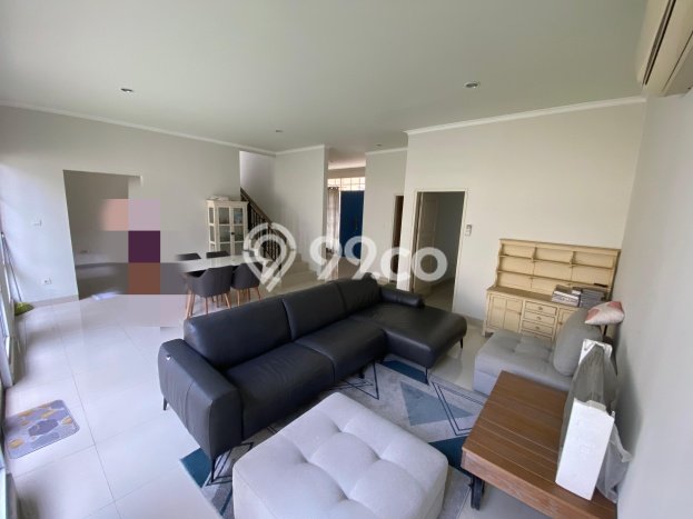 Jual Rumah Luas Megah Dengan View Eksklusif di Gading Serpong, Tangerang Jual Rumah Luas Megah Dengan View Eksklusif di Gading Serpong, Tangerang