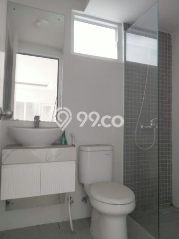 Jual Rumah Mewah Elegan Dengan View Cantik di Gading Serpong, Tangerang Jual Rumah Mewah Elegan Dengan View Cantik di Gading Serpong, Tangerang